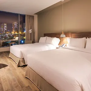 Novotel El Tesoro Hotel Medellín